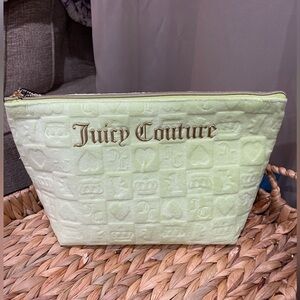 NWT! Juicy Couture Light Green Velour Quilted Women's Travel Makeup Bag